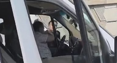 Bursa'da dolmuş şoförleri birbirine girdi 