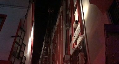 Bursa'da gece saatlerinde korkutan yangın 