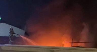 Bursa'da geri dönüşüm tesisinde yangın! 