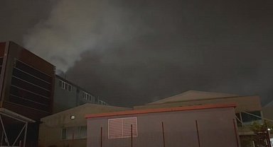 Bursa'da iplik fabrikası alevlere teslim oldu 