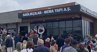 Bursa'da örnek daire izdihamı