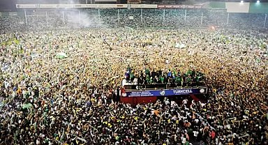 Bursaspor'dan şampiyonluk yıldönümüne özel paylaşım 