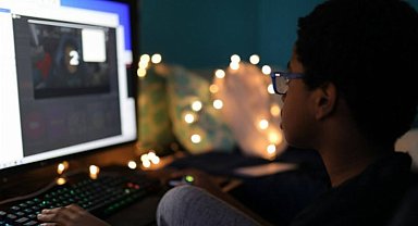 Çevrimiçi reklamlar çocukları nasıl etkiliyor?