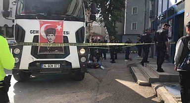 Gemlik'te 69 yaşındaki kadın çöp kamyonu altında kaldı!
