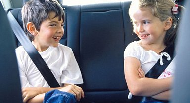 Kemer arka koltukta ölümleri yüzde 75 azaltıyor