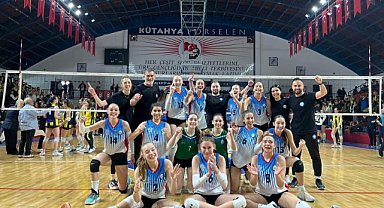 Nilüfer’in genç sultanları, şampiyonluk için sahaya çıkacak! 