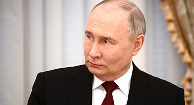 Putin'den Kremlin Sarayı'nda komutanlarla toplantı