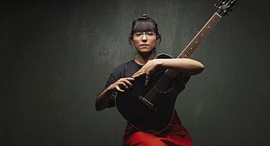 Şarkıcı Kalben, uyuşturucu operasyonunda gözaltına alındı 