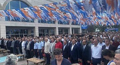 AK Parti Bursa İl Başkanlığı bayramlaşma töreni düzenledi