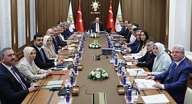 AK Parti MYK toplantısı 5 saat sürdü