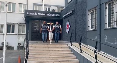 Bursa'da aranan şahsı polis kıskıvrak yakaladı