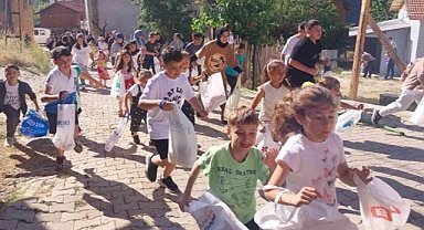 Bursa'nın o köyünde çocuklar bayramı erken yaşıyor