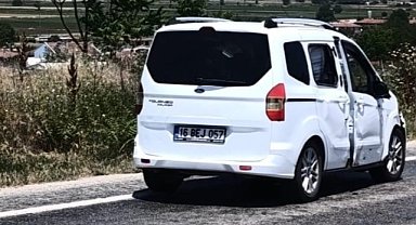 Yenişehir'de hafif ticari araçla motosiklet çarpıştı! 1 ölü