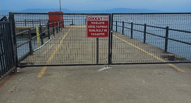 Çökme riskine karşı Kumla iskelesine mühür vuruldu