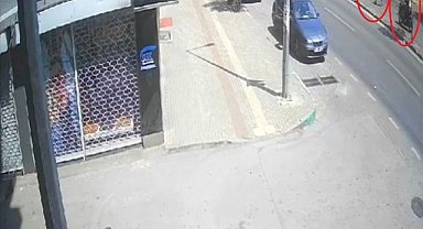 Bursa’nın Yıldırım ilçesinde ehliyeti yetersiz olan motosiklet sürücüsü yaşlı kadına çarptı