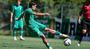 Bursaspor antrenman maçında Küçükçekmece Sinopspor’a yenildi