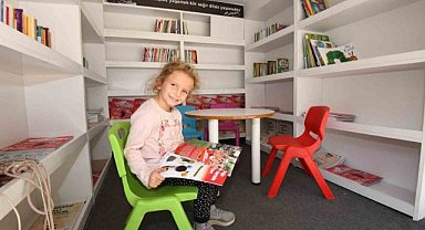 Osmangazi'de Gezici Kütüphane çocuklardan ilgi görüyor