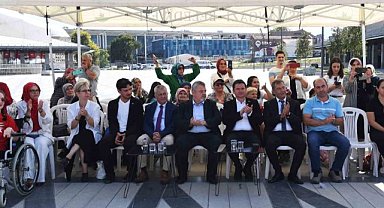 Osmangazi'de özel öğrencilerin bayram kutlaması