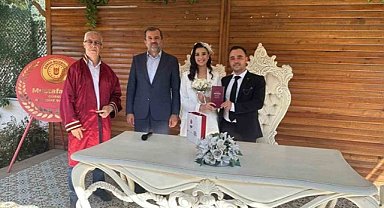 Gürsu'da on binlerce nikah kıymıştı, emekliye ayrıldı