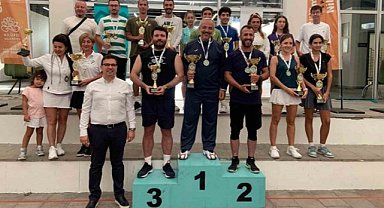 Nilüfer'deki turnuvada kazananlara ödülleri dağıtıldı