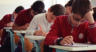 Bursa Büyükşehir'in bursları için başvurular alınıyor