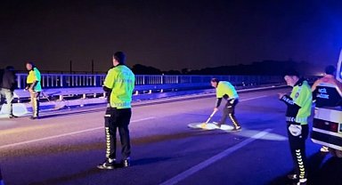 Bursa'da otobanda otomobilin çarptığı yaya hayatını kaybetti