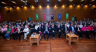 Bursa'da uzman doktorlardan meme kanseri farkındalık eğitimi