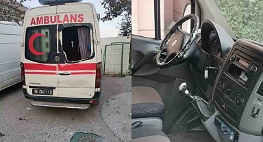 Bursa'daki hastanenin ambulans ve güvenlik kulübesine zarar verdiler