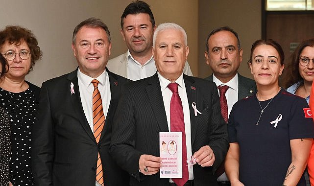 Kadın Sağlığı için ‘Pembe Kurdele’: Meme Kanserine Dikkat Çekildi