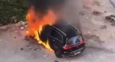 Osmangazi'de elektrikli lüks cip alevlere teslim oldu