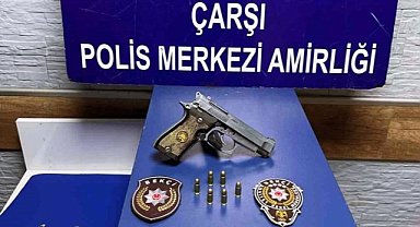 Osmangazi'de gece kartallarının yakaladığı şahıs suç makinesi çıktı