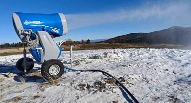 Uludağ'da suni karlama çalışmaları başlatıldı