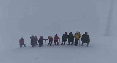 İnegöllü dağcılardan Uludağ'da Sarıkamış şehitleri yürüyüşü