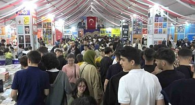 Kestel'deki Kitap Günleri Fuarı'na öğrencilerden yoğun ilgi