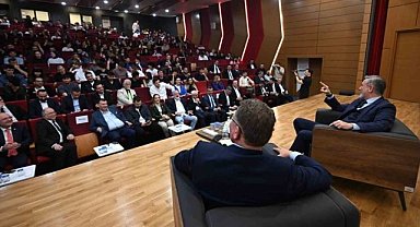 Mudanya Üniversitesi'ndeki söyleşinin konuğu İbrahim Burkay oldu