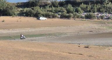 43 yıldır sulama yapılan gölet kurudu