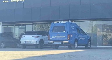 Asansör boşluğuna düşen işçi ağır yaralandı