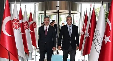 Bakan Memişoğlu, Cumhurbaşkanlığı İletişim Başkanı Duran ile görüştü