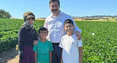 Başkan Ercan Özel’den tarım işçilerine ziyaret