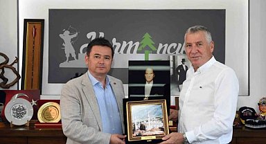 Başkan Erkan Aydın dağ yöresine çıkartma yaptı