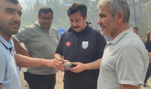 Başkan Özel'den alevlerden etkilenen kaplumbağaya şefkat eli