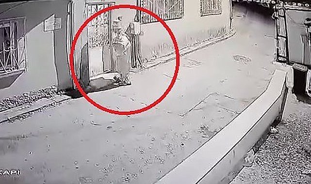 Bursa’da palyaço kıyafetli şahıs gözaltına alındı