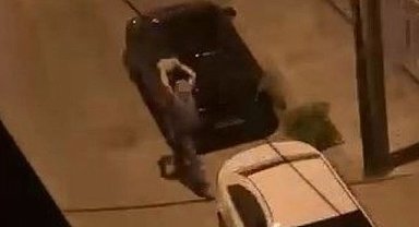 Bursa'da sokakta camı sağlam otomobil bırakmadı