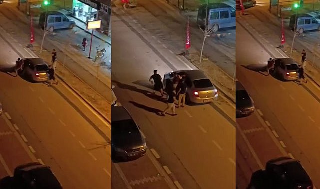 Bursa Nilüfer'de Yolunu kestikleri sürücüyü araçta darp ettiler
