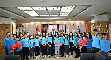Bursa Yıldırım'da eğitime tam destek! 500 TL kırtasiye desteği....