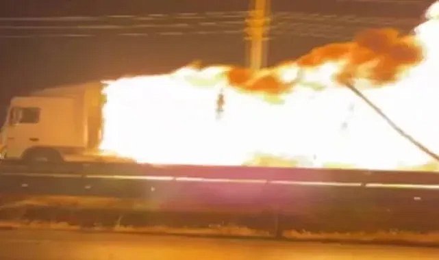 Freni patlayan TIR yanarak 8 kilometre gitti