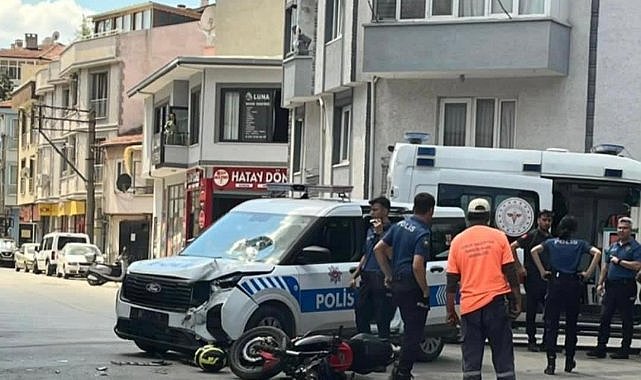 Gemlik’te kovalamacada polis aracına çarptı