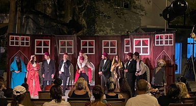 İnegöl Belediyesi Şehir Tiyatrosu Urla Festivali’nde
