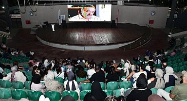 Kestel’de açık hava sinema keyfi tüm hızıyla sürüyor