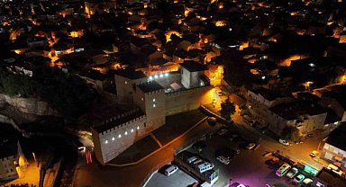 Müzeler geceleri de ziyarete açık